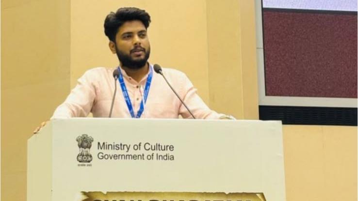 झारखंड के लोकनाट्य परंपराओं पर शोध को मिली अकादमिक पहचान, मनीष तिवारी ने नाट्य कला में हासिल की पीएच.डी.