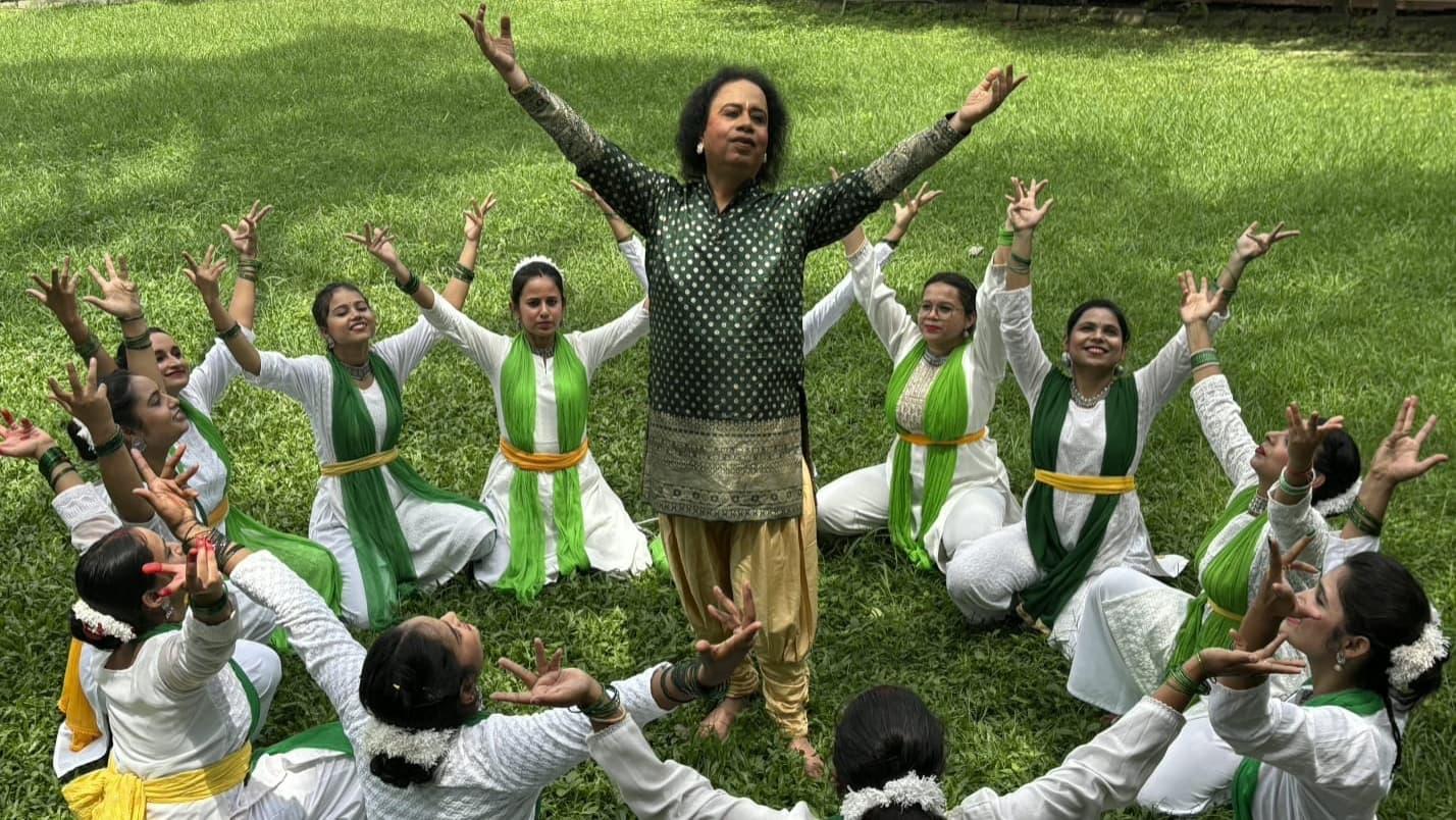 सावन और कजरी नृत्य : लोकजीवन की भावनाओं का सजीव उत्सव 