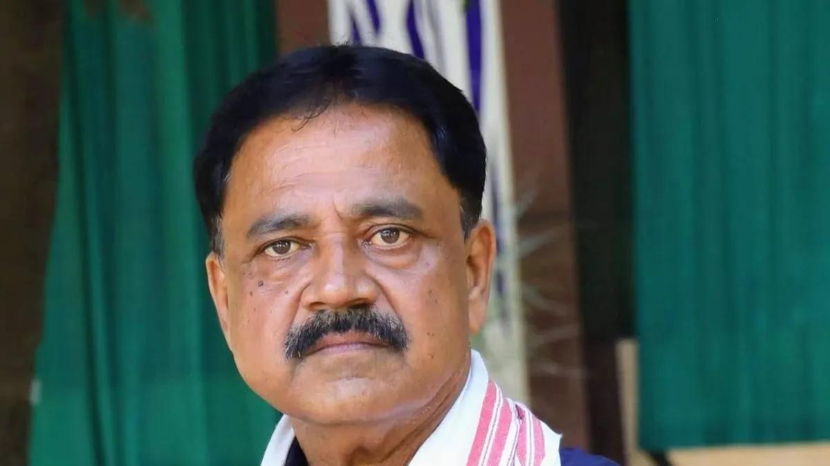 सुदिव्य कुमार के निधन पर मुख्यमंत्री हेमंत सोरेन ने जताया शोक, गिरिडीह पहुंचकर दी श्रद्धांजलि