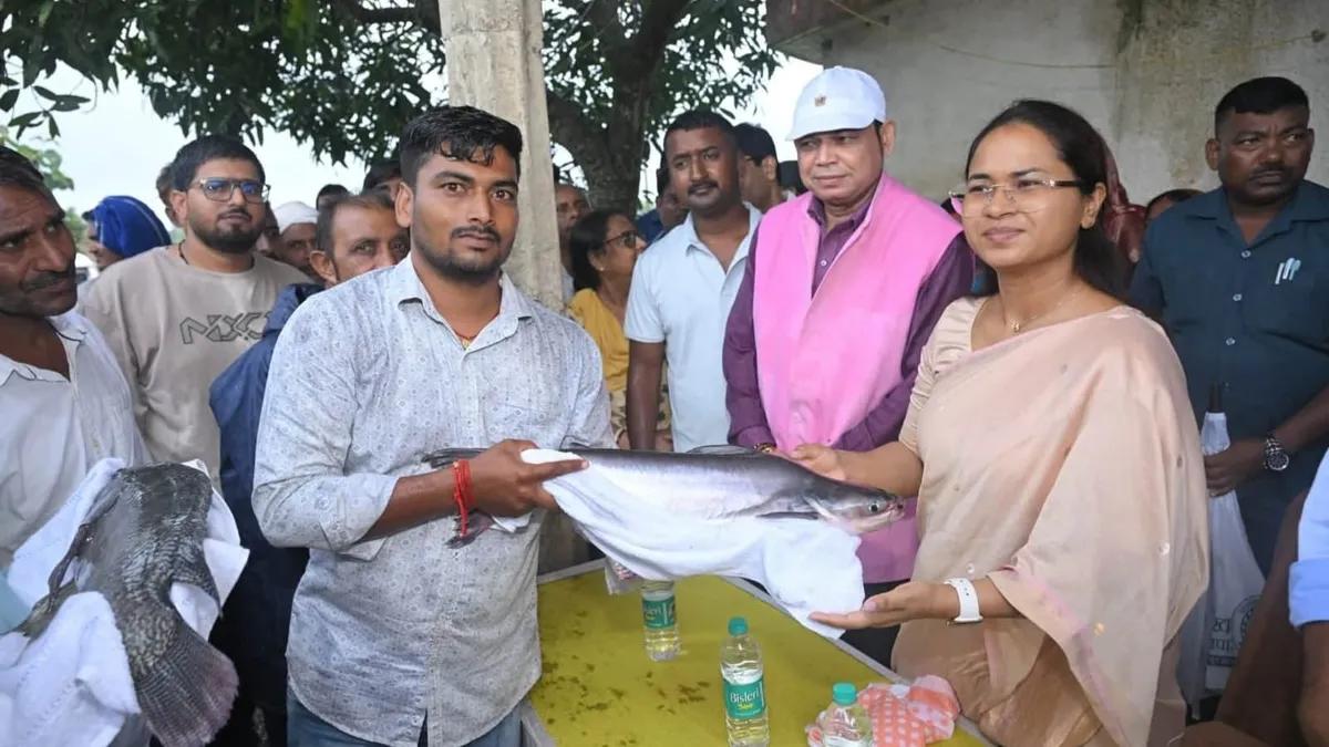 मोती की खेती के लिए हजारीबाग बनेगा झारखंड का आदर्श जिला : मंत्री शिल्पी नेहा तिर्की